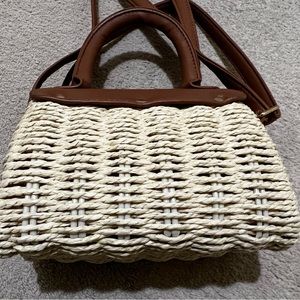 Straw bag